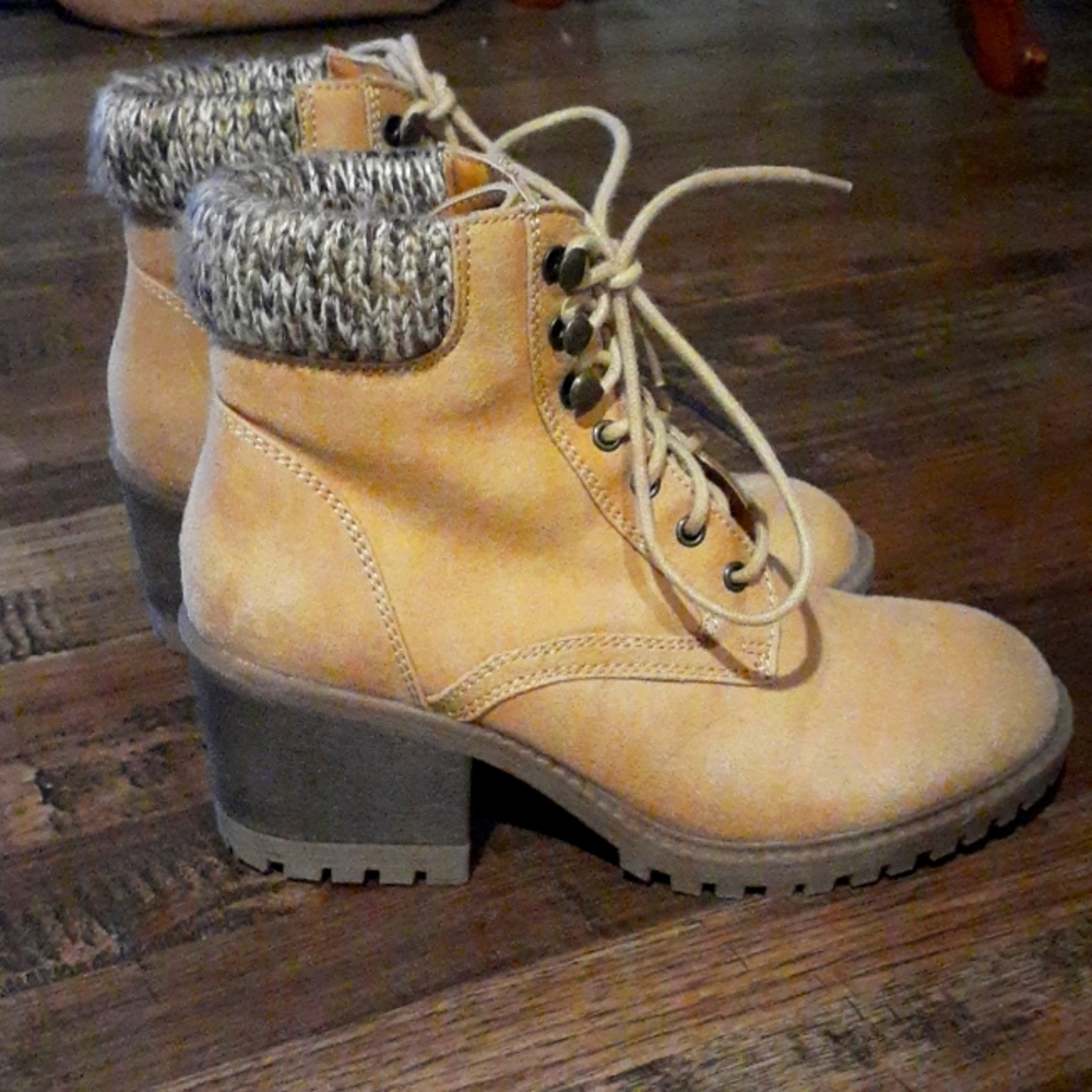 Falls Creek Booties